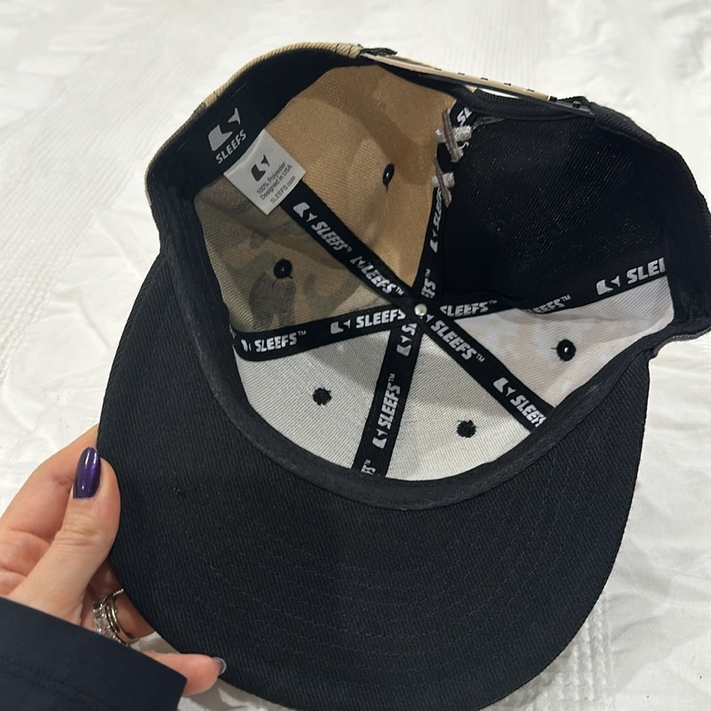 Camo SnapBack - Picture 4 of 5